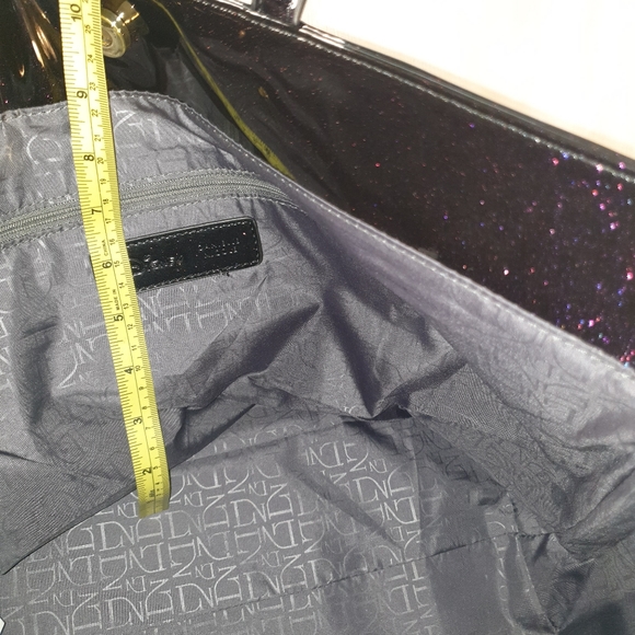 Disney Danielle Nicole Snow White Tote Bag - Picture 15 of 15